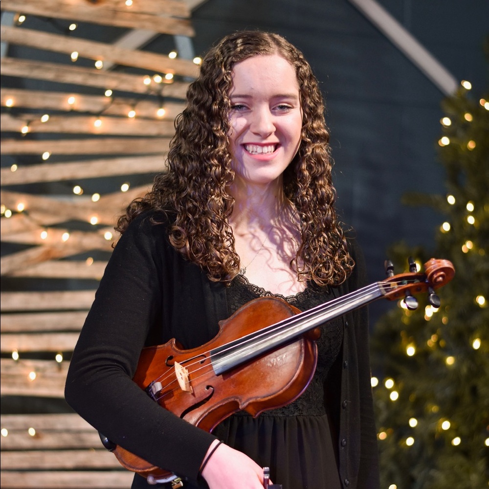 Meet your Posher, Alyssa